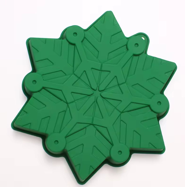 Snowflake-Shaped Silicone Cake Mold