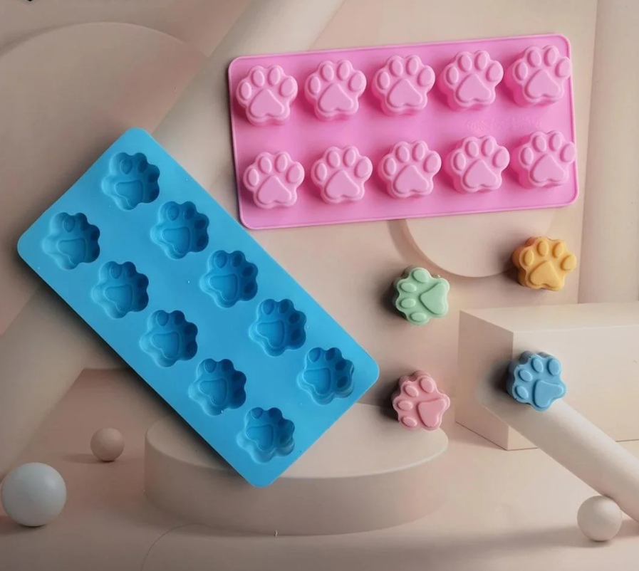 Paw-Shaped  Cake Mold