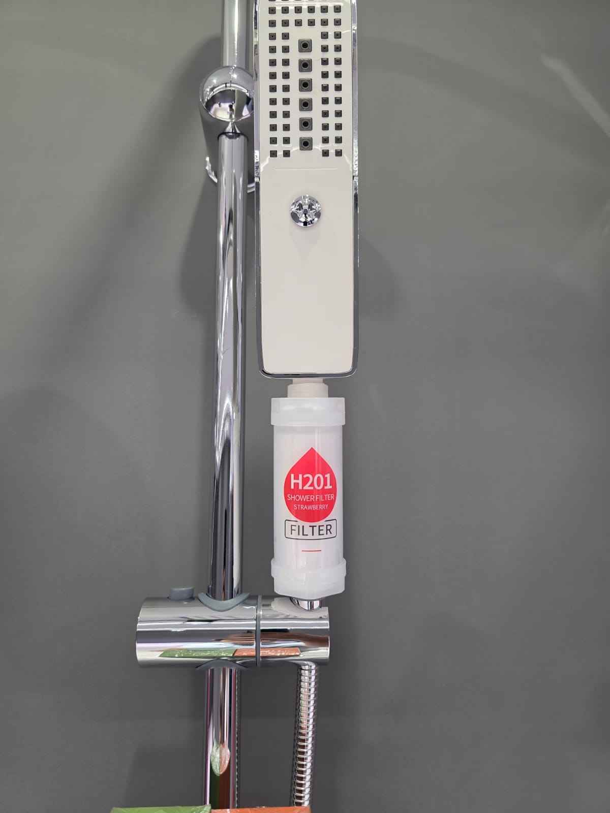 Vitamin C Shower Filter | Cleaner Water, Softer Hair, Skin & Spa Experience